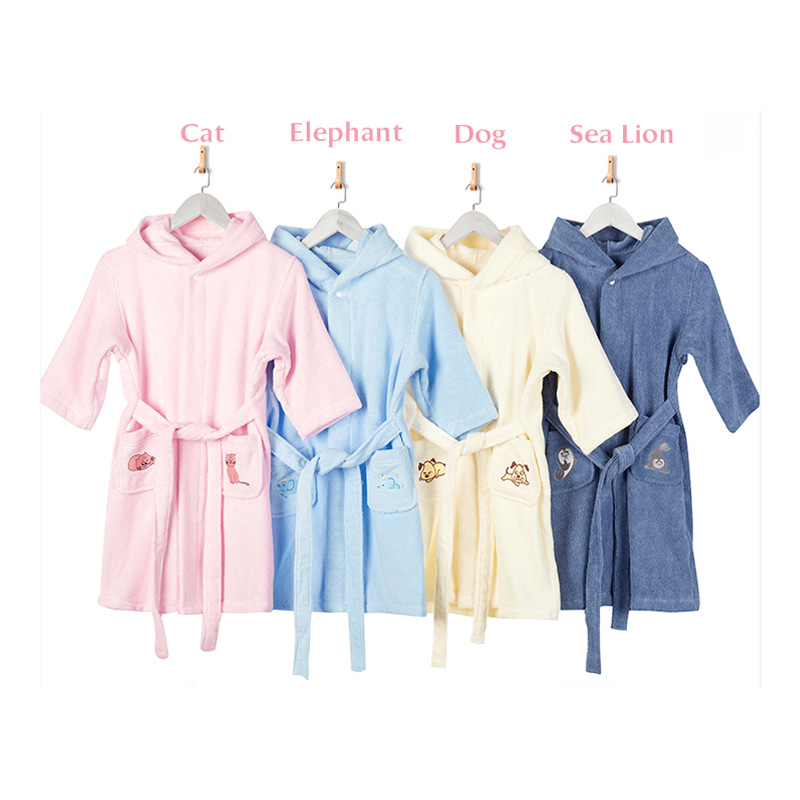 เสื้อคลุมอาบน้ำฝ้ายพร้อมเย็บปักถักร้อย